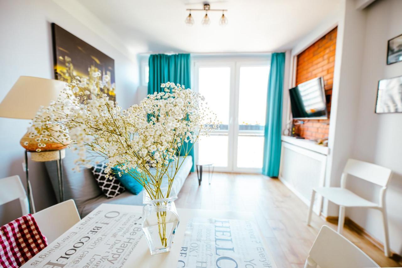 Bright 14Th Floor Central Home With Balcony & Views Warsaw Exterior photo