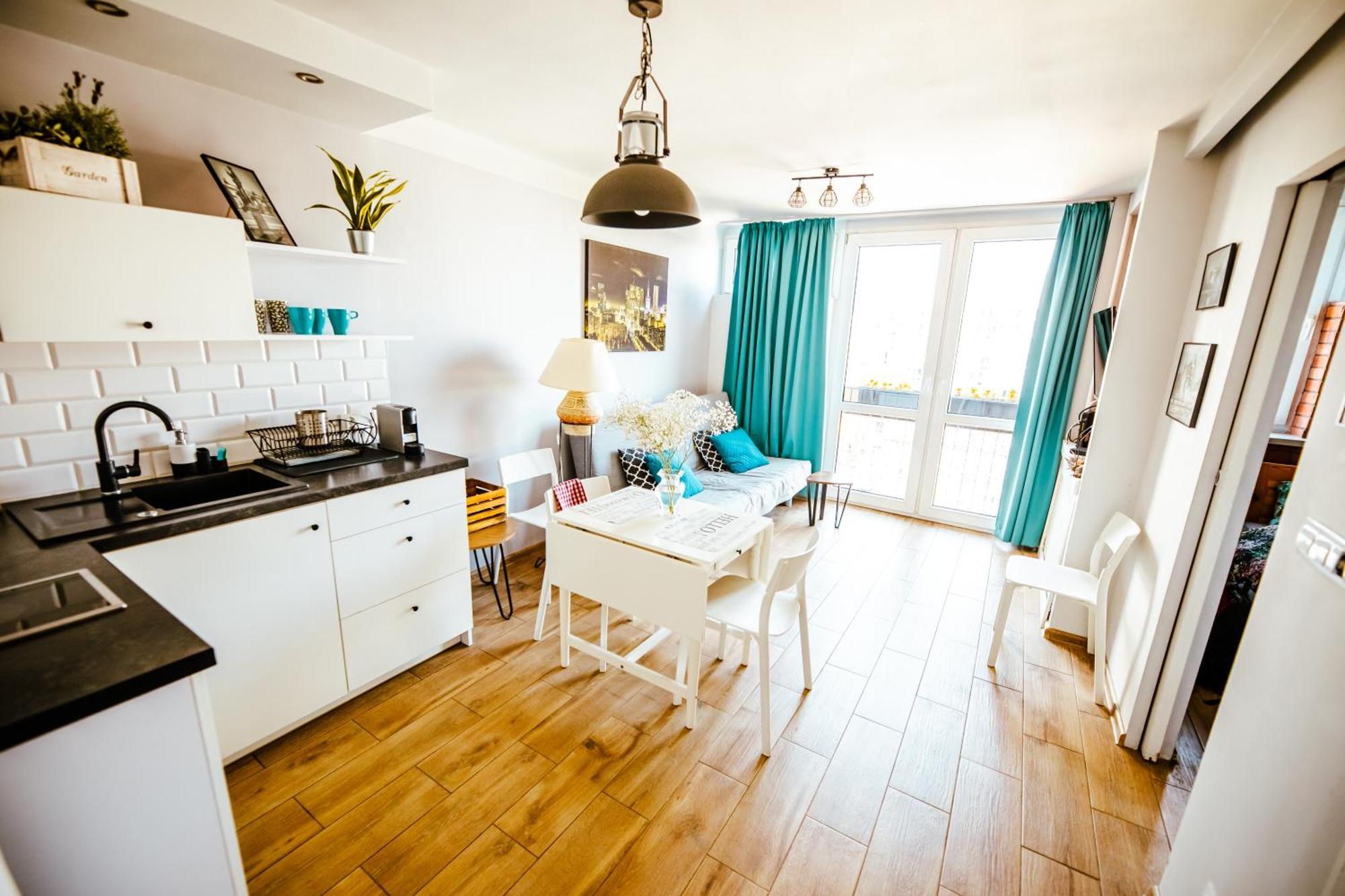 Bright 14Th Floor Central Home With Balcony & Views Warsaw Exterior photo