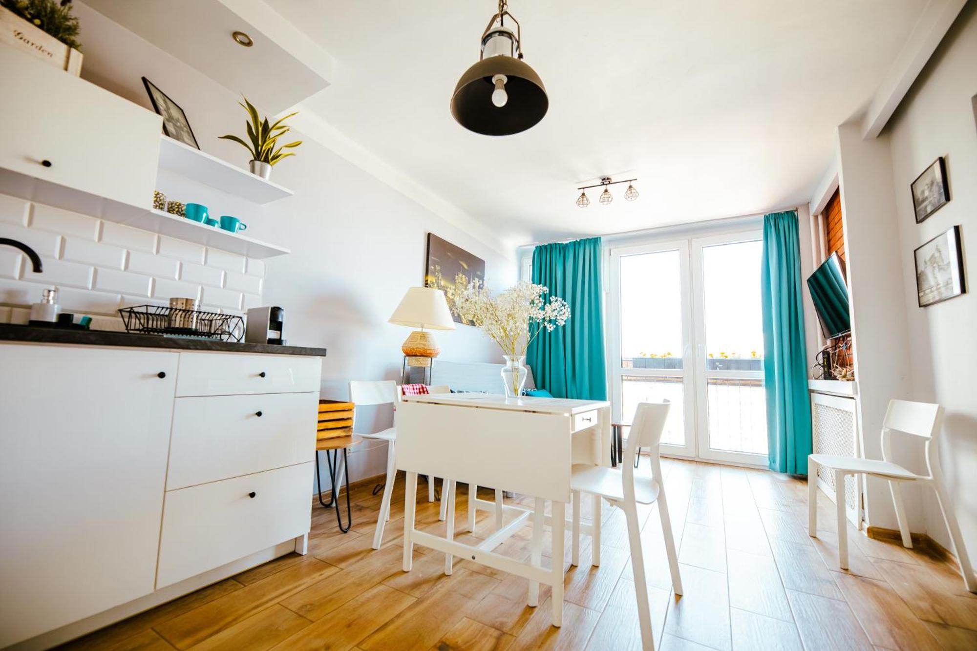 Bright 14Th Floor Central Home With Balcony & Views Warsaw Exterior photo